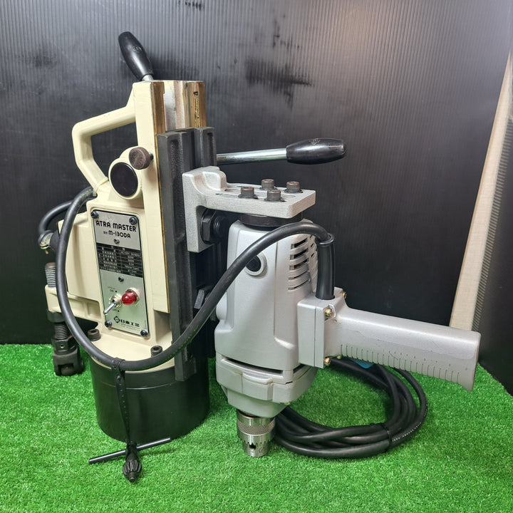 【美品】日東工器 磁気スタンド ドリル付 アトラマスター M-130DA 磁気ボール盤【岩槻店】