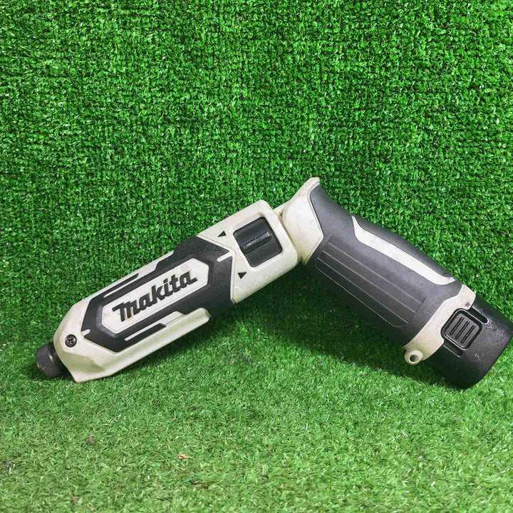 【中古品】 マキタ(makita) コードレスペンインパクトドライバー TD022DZW 【藤沢店】