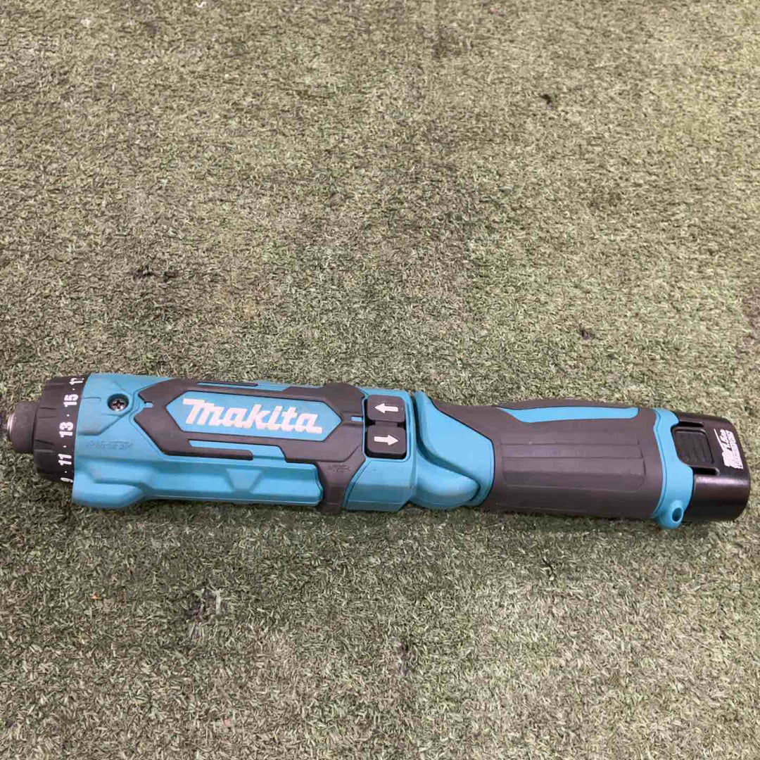 ★マキタ(makita) コードレスドリルドライバー DF012DSHX 動作確認済【川口店】