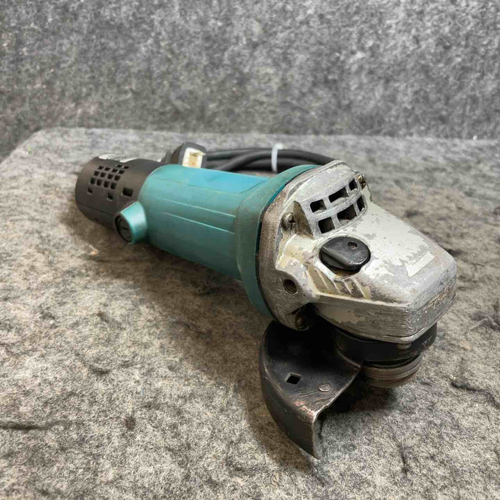 マキタ(makita) 100mmディスクグラインダ 9533B【桶川店】