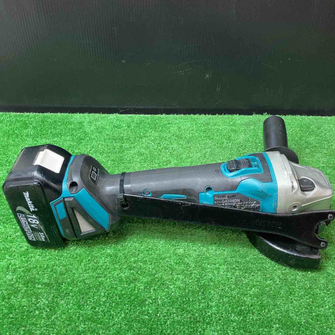 ☆マキタ(makita) 125mmコードレスディスクグラインダ GA504DZN (GA504DN) 18V3.0Ahバッテリー付き！【岩槻店】