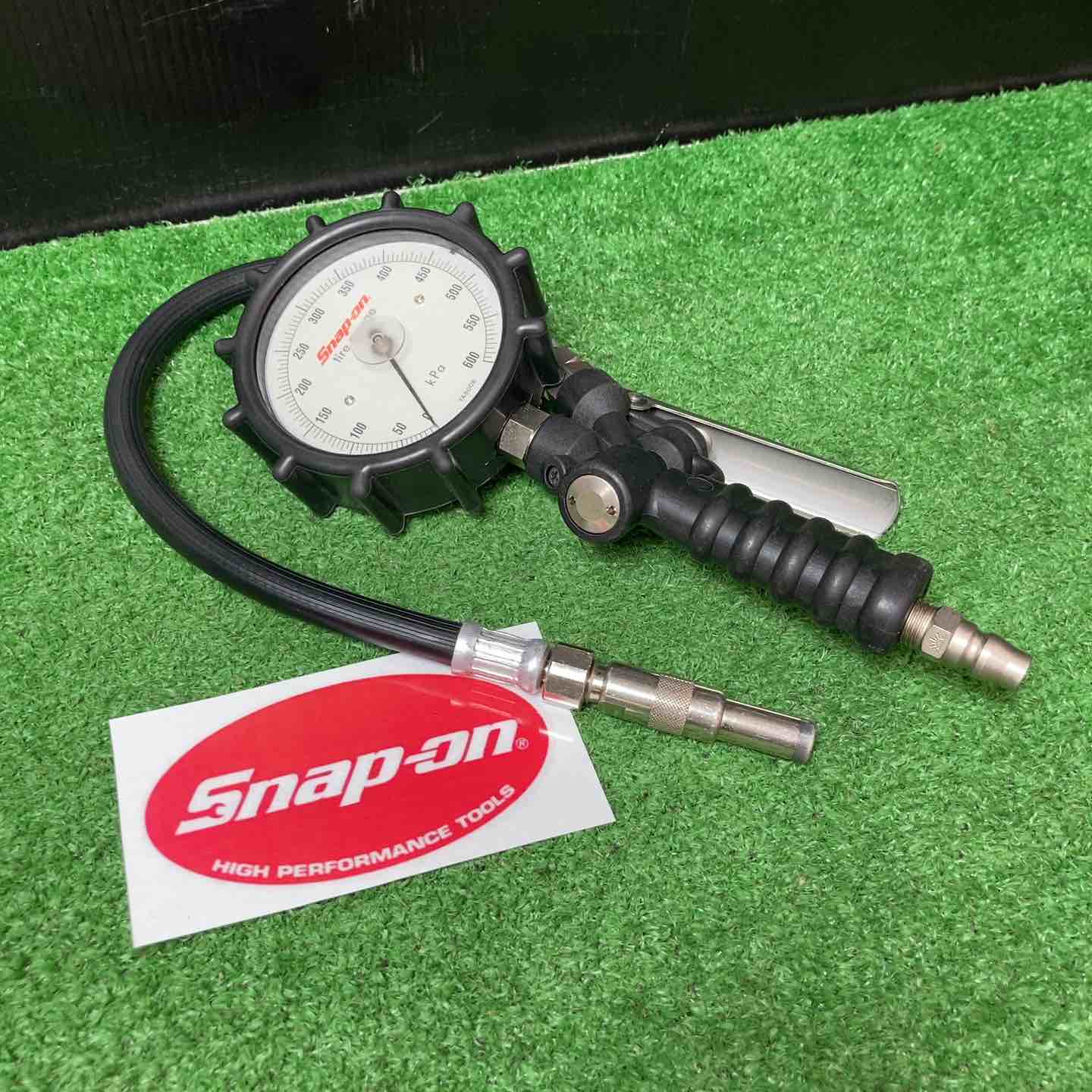 【中古品】◇Snap-on スナップオン タイヤゲージ エアゲージ YA8006【岩槻店】 中古品】◇Snap-on スナップオン タイヤゲージ エアゲージ YA8006