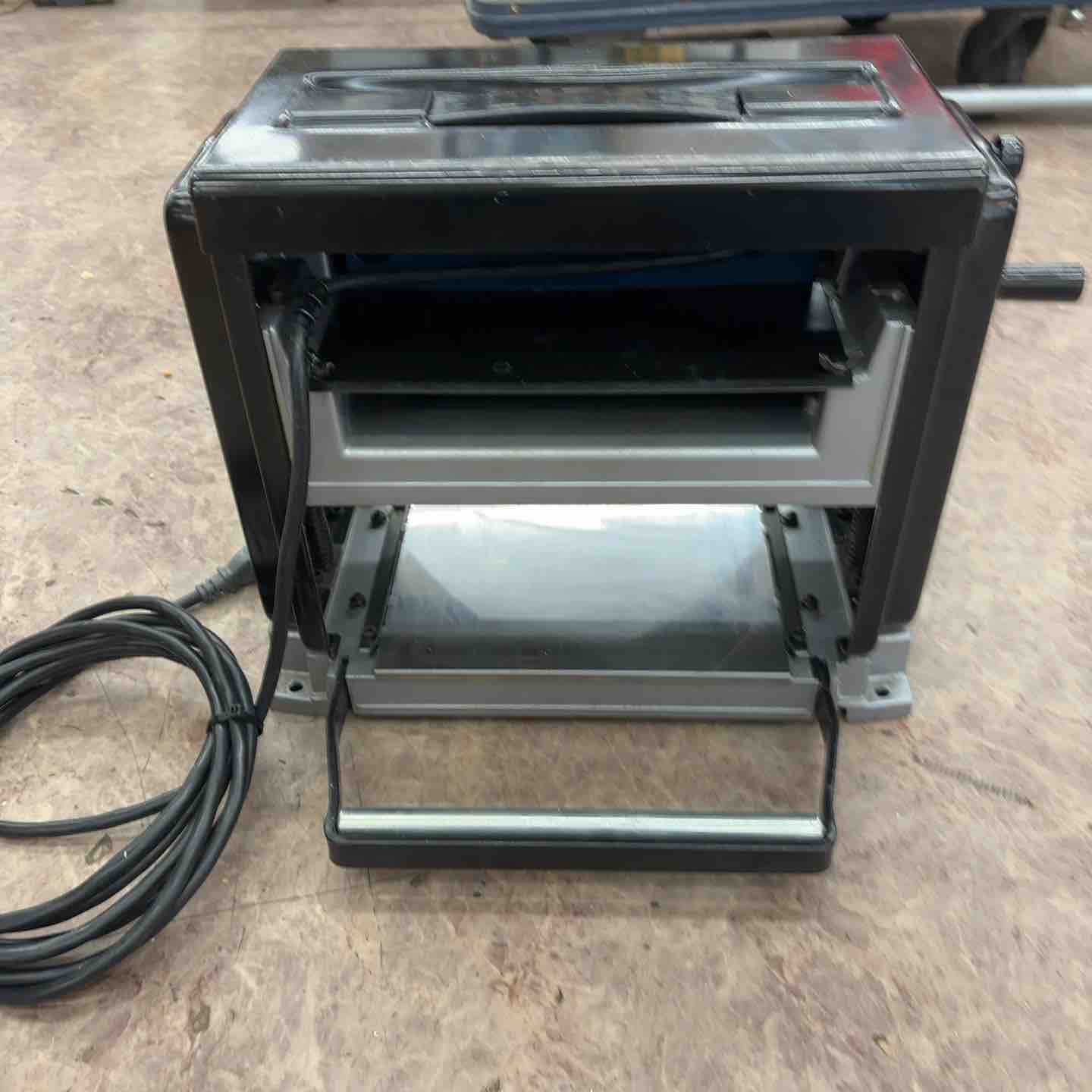 中古品】リョービ(RYOBI) 自動カンナ AP-10N【所沢店】 – アクトツール