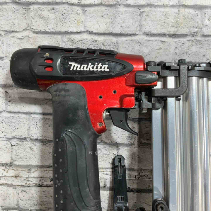 ★マキタ(makita) 高圧ピンネイラ AF501HP【川口店】