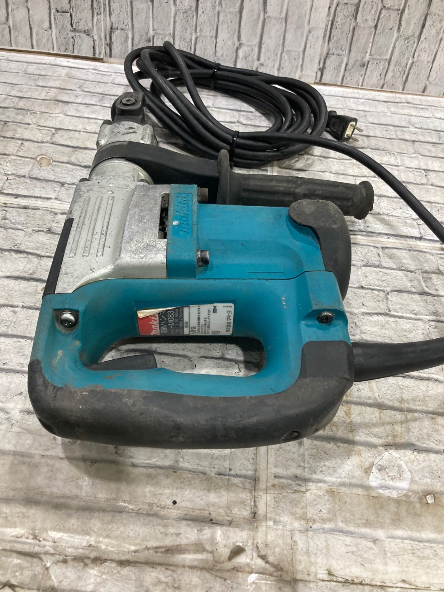☆マキタ(makita) 電動ハンマ HM0830 17mm六角軸 打撃数 min-1