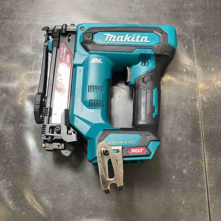 ★マキタ(makita) コードレスタッカー ST001GZK【所沢店】