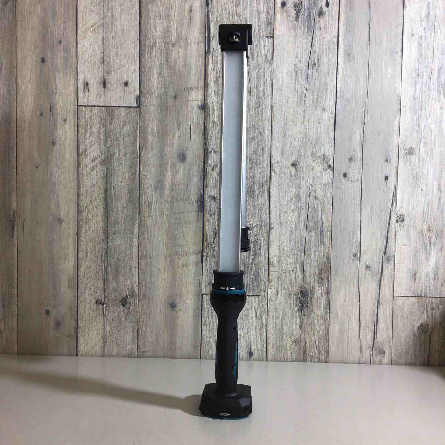 【未使用品】★マキタ makita 40V コードレスLEDライト ML012G　本体のみ 【戸田店】 未使用品】☆マキタ(makita) 40V コードレスLEDライト ML012G 本体のみ