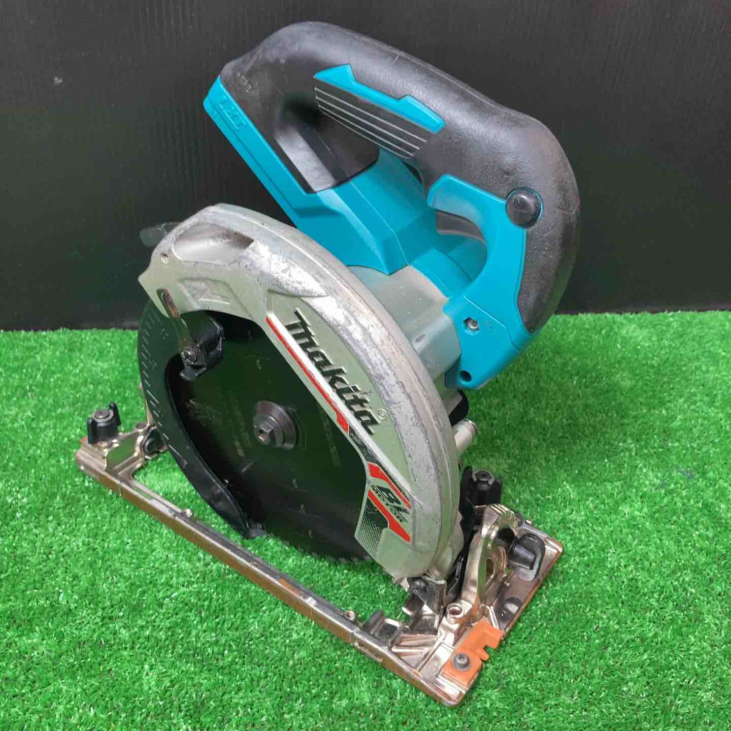 新品未使用　マキタ　丸のこ マキタ 丸ノコ 18v 交換アダプタ付き XSR01Z コードレス 純正