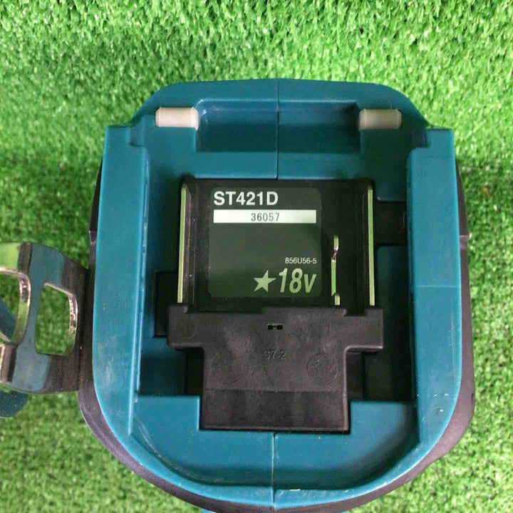 ◇マキタ(makita) コードレスタッカー ST421DZ【川崎店】