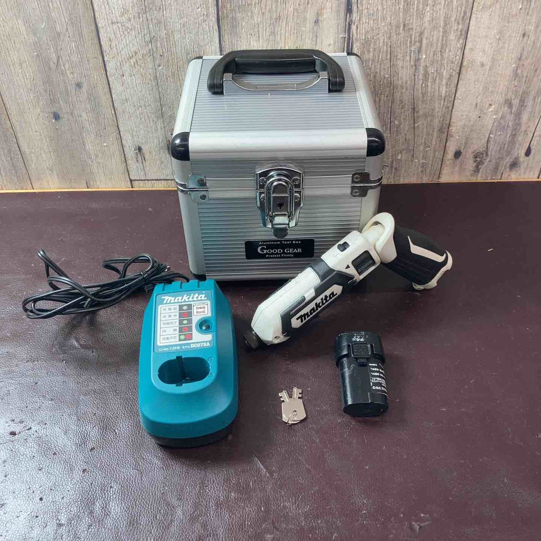 【中古品】☆マキタ(makita) コードレスペンインパクトドライバー TD022DZW バッテリー・充電器付【東大和店】
