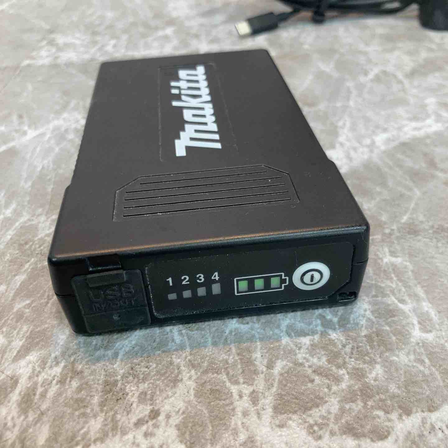 マキタMakita A-72126/A-72132 空調ファン、バッテリーセット Makita A