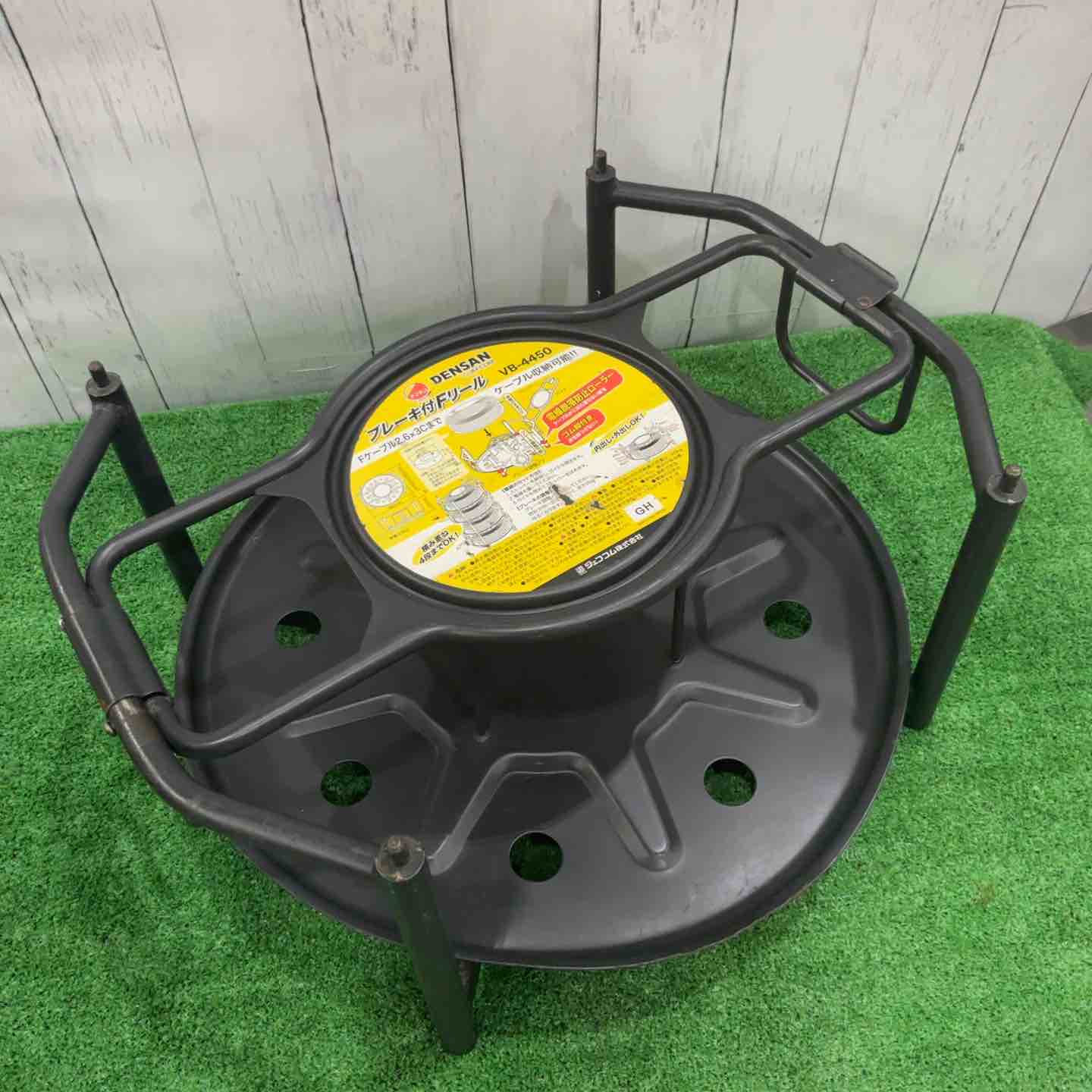 【中古】【動作OK】【店頭引取限定】ブレーキ付きＦリール　ＪＥＦＣＯＭ　ＶＢ－４４５０　本体のみ JEFCOM - ジェフコム ブレーキ付Fリール VB-4450 2台セット中古 値下げ