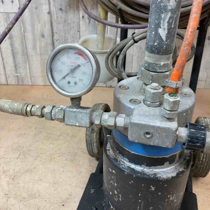 【中古品/店頭受取り限定】アネスト岩田(iwata) エアレス塗装機 EXCELLER900 ガン・ホース付き【東大和店】