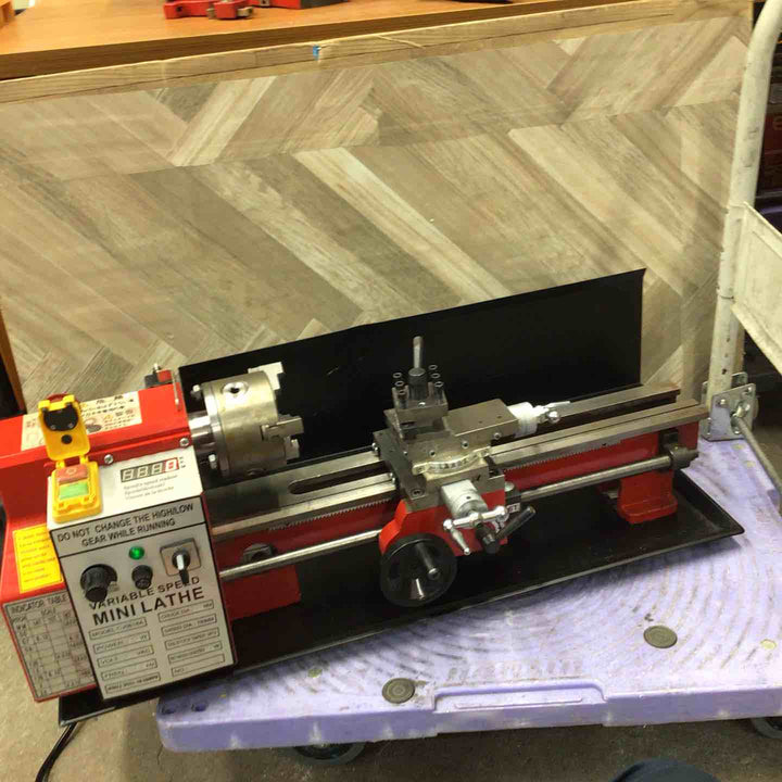 【店頭受取り限定】【中古品／店頭受取り限定】卓上小型旋盤 CJ0618A MINI LATHE ミニ旋盤 回転動作のみ確認 旋盤【八潮店】