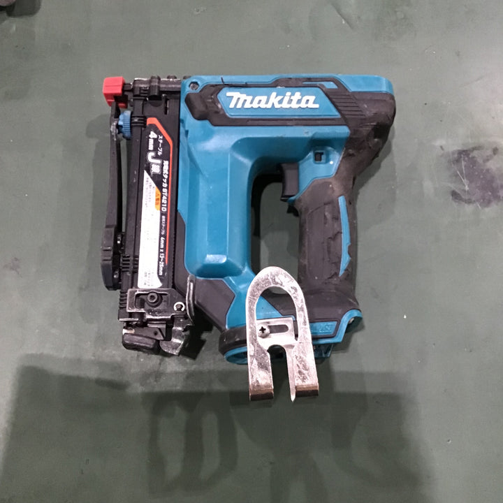 ★マキタ(makita) コードレスタッカー ST421DZK【川口店】