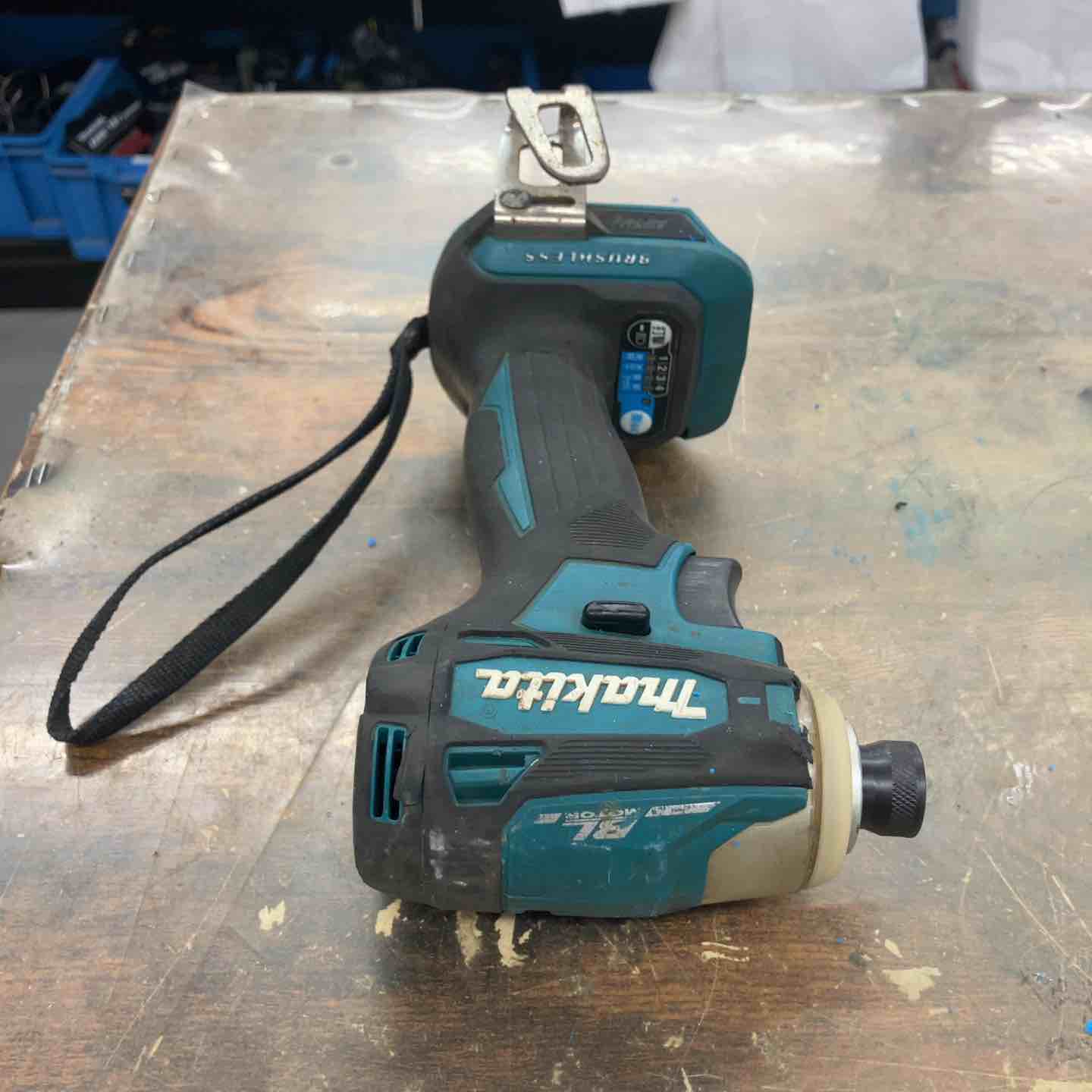 マキタ TD172DZ インパクトドライバー【市川行徳店】【店頭取引限定】【未使用】管理番号：IT0J9OKCKG3M マキタ (makita) TD172DZAP 充電式インパクトドライバー 18V 本体のみ