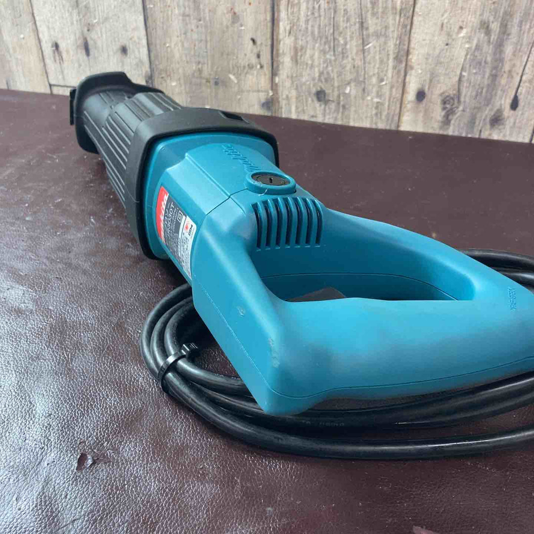 【中古品】マキタ(makita) セーバソー(レシプロソー) JR3030T【東大和店】
