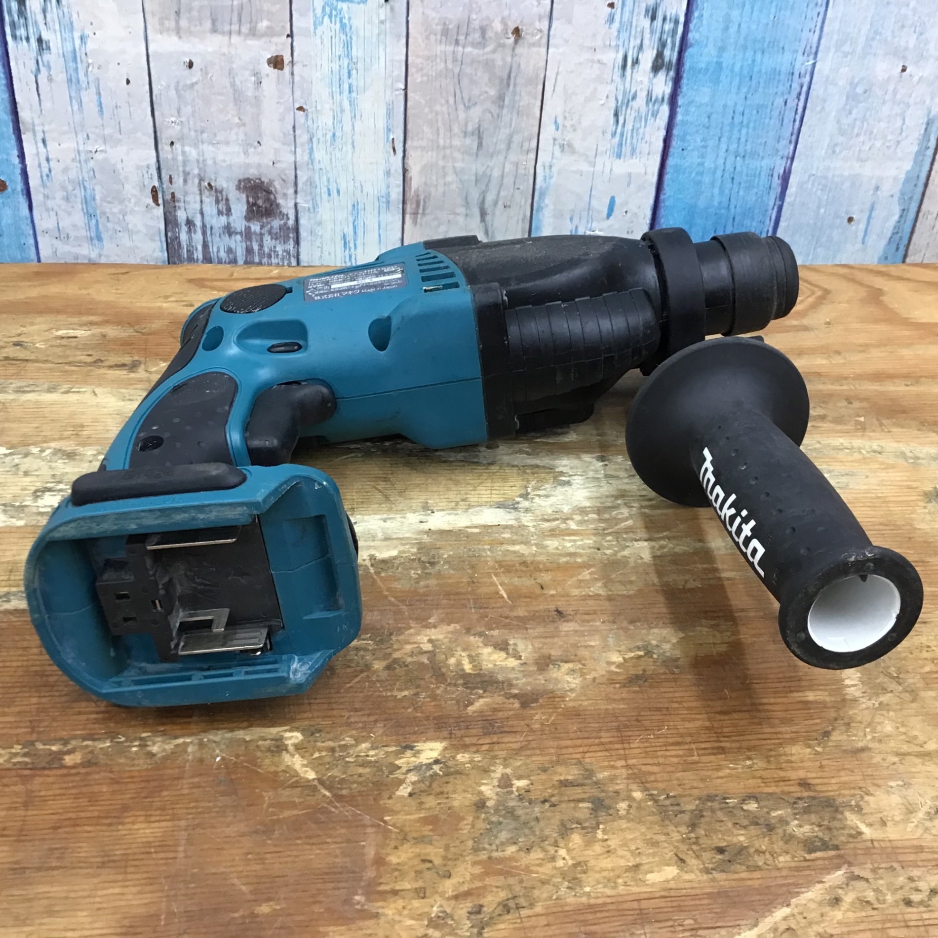 〇マキタ(makita) 14.4V16mmコードレスハンマドリル HR162DZK【柏店