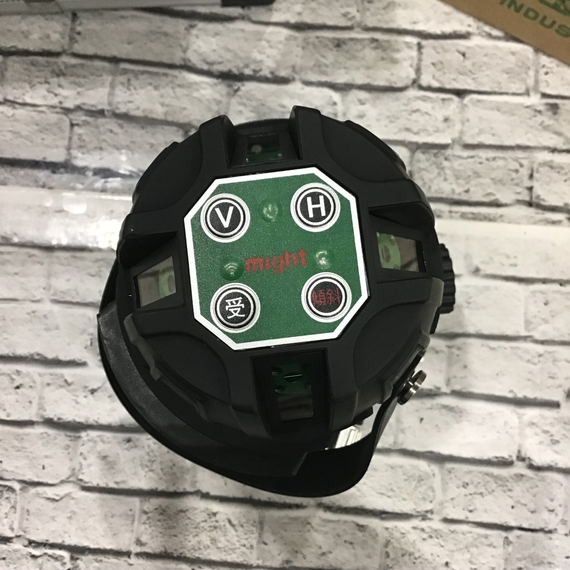 〇マイト工業(might) グリーンレーザー墨出し器 MGL-411GP 矩十字・横