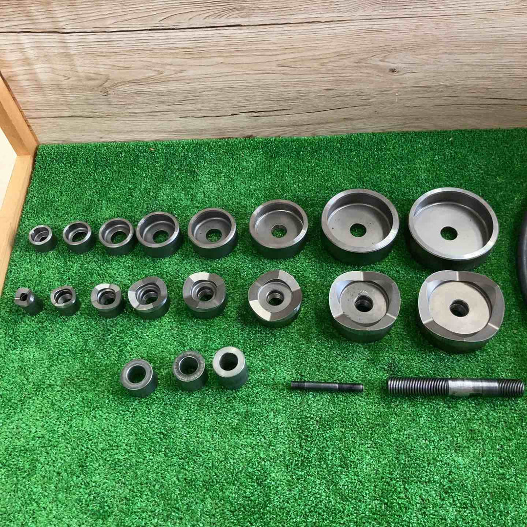 ◇泉精器(IZUMI) 分離型油圧式パンチャ SH-10-1(ポンプHP-180N付)【町田店】