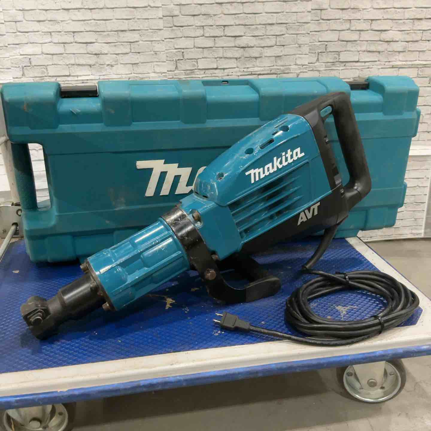 店頭受取り限定】☆マキタ(makita) 電動ハンマ HM1317C【川口店