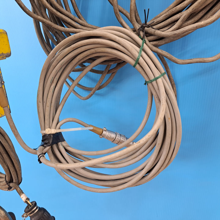 ◇トーヨーコーケン(TKK) 電動ウインチ(ワイヤー) ベビーホイスト BH-830 180kg 30m【岩槻店】