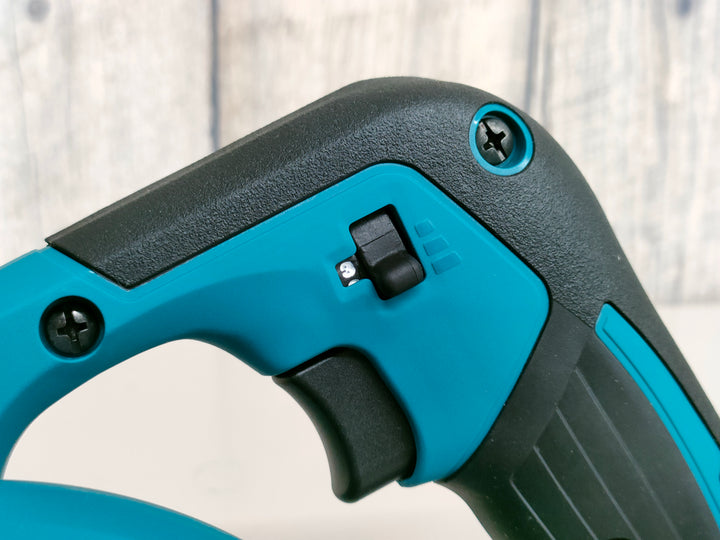 【未使用品】マキタ(makita) コードレスブロワ UB185DZ【桶川店】