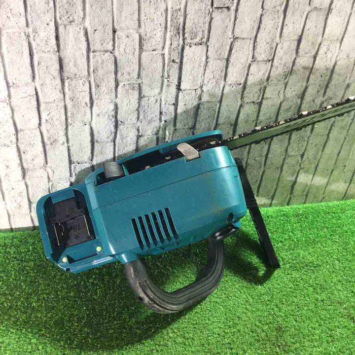 ☆マキタ(makita) コードレスチェーンソー MUC254DZ 18V 動作確認済【川口店】
