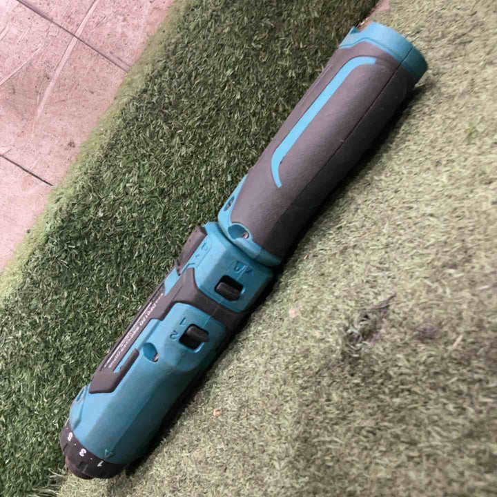 ★マキタ(makita) コードレスドリルドライバー DF012DSHX 7.2V 動作確認済【川口店】