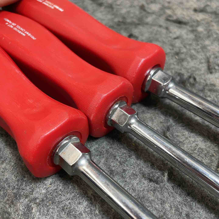 スナップオン(Snap-on) 旧グリップドライバー 3点まとめ SDD8A、SDD6A、SDDP631RA ※先端折れあり【桶川店】