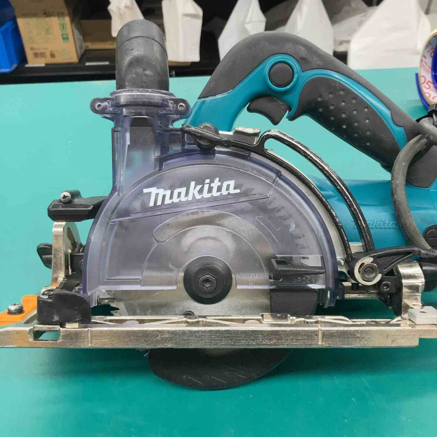 ☆マキタ(makita) 防じん丸のこ KS5200FX 異音あり 本体のみ【戸田店