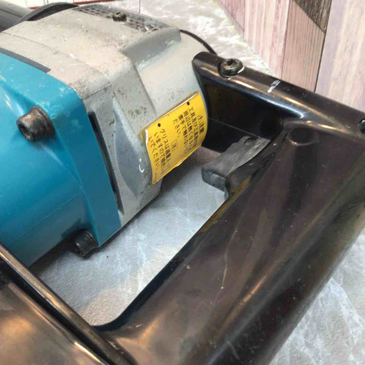 ★マキタ(makita) 電動ケレン HK1810【越谷店】