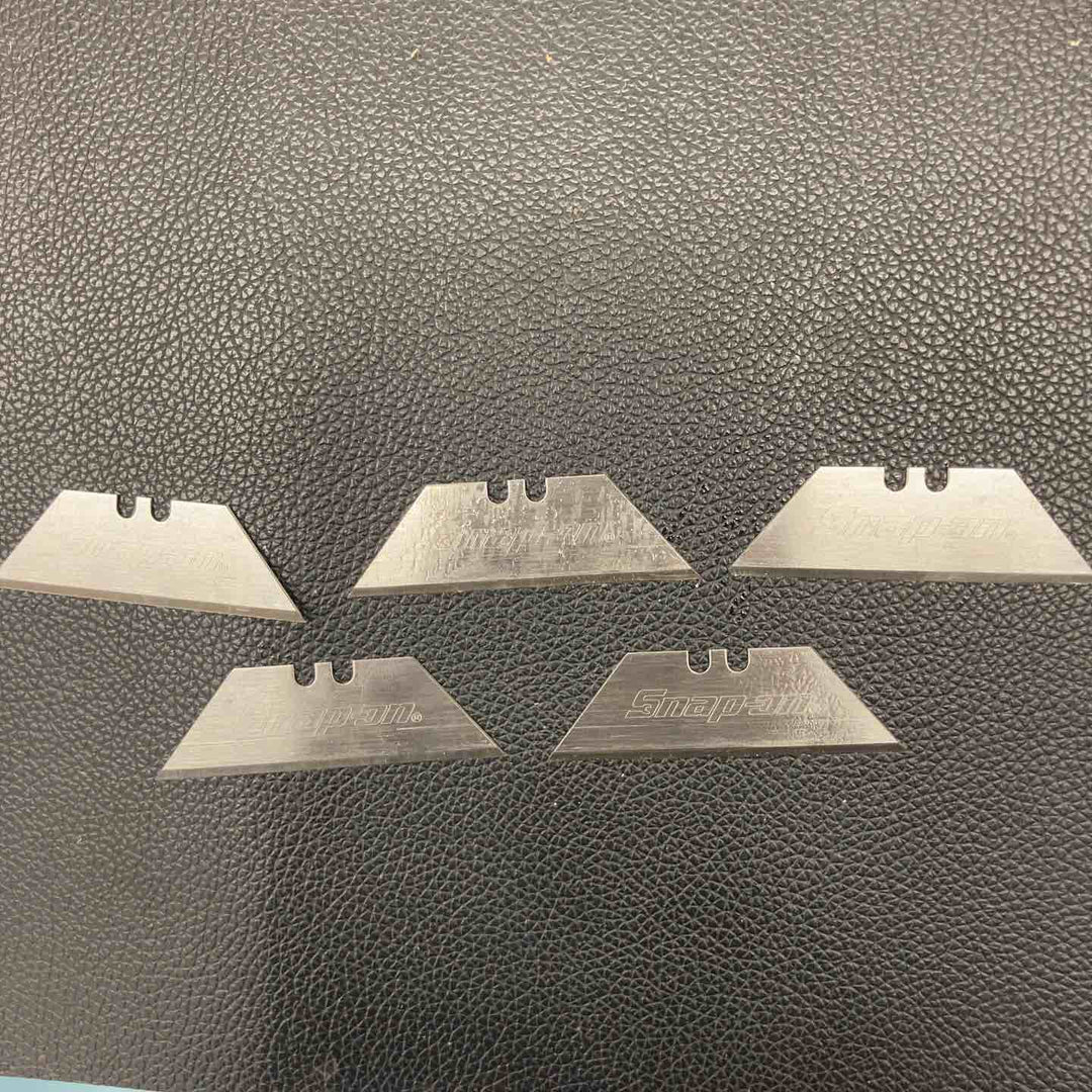 スナップオン Snap-on 自動セット万能ナイフ UTK150【八潮店】