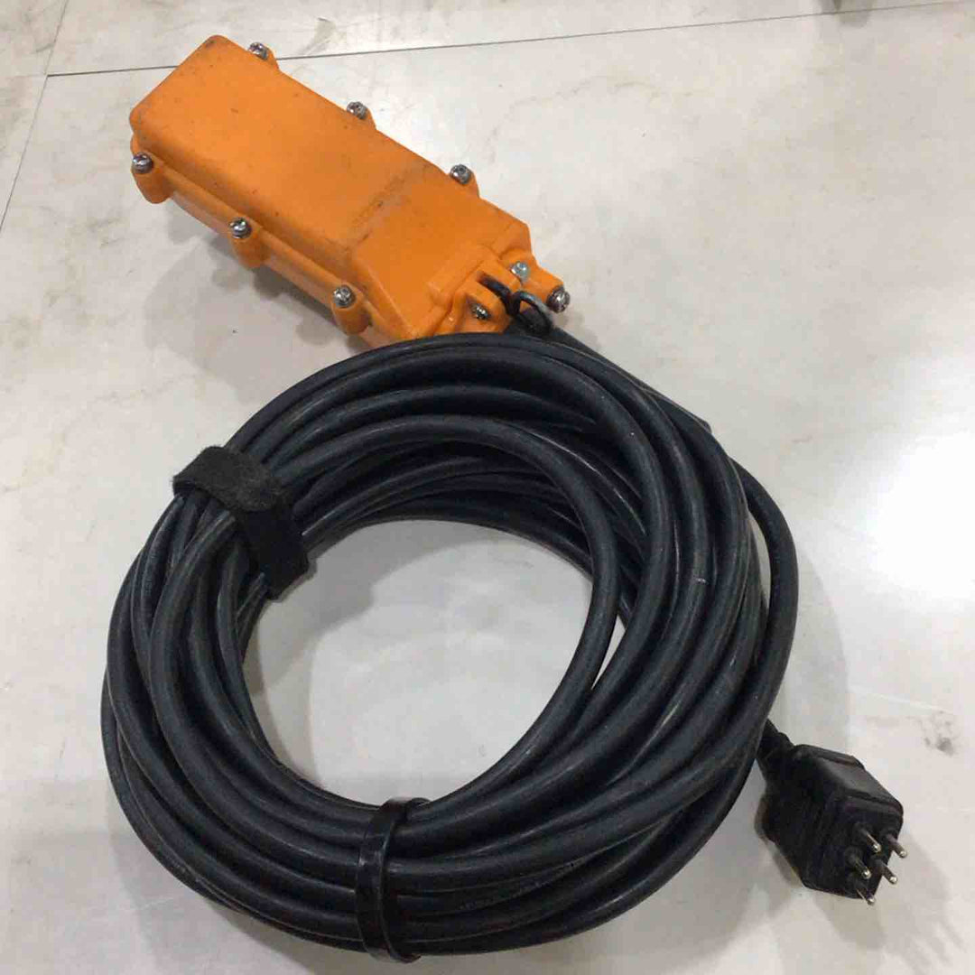 トーヨーコーケン ベビーホイスト BH-N940 荷重130kg 揚程40m 非常停止付【川口店】