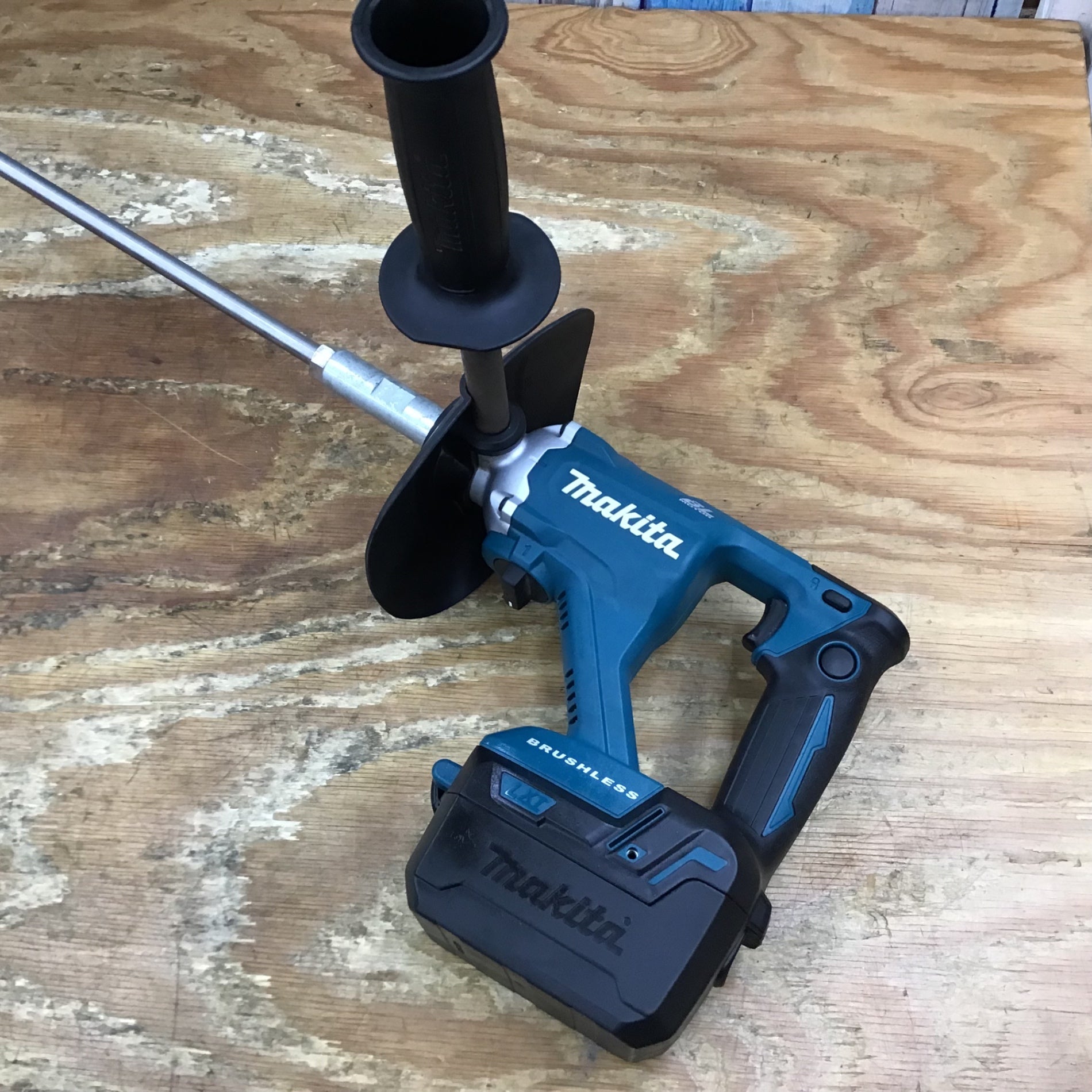 ☆マキタ(makita) コードレスかくはん機 UT130DZ【柏店】 – アクト