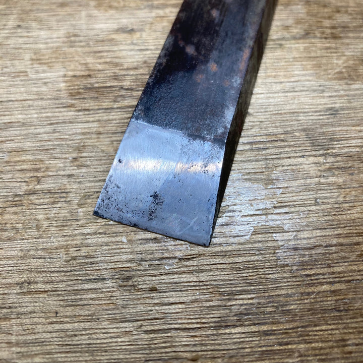 【中古品】　「甲子 北越之住 藤原兼房作之」銘 突き鑿 明治 刀鍛冶 和工具 大工道具【柏店】