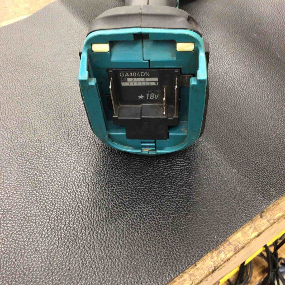 ☆マキタ(makita) 100mmコードレスディスクグラインダ GA404DZN (GA404DN)【八潮店】