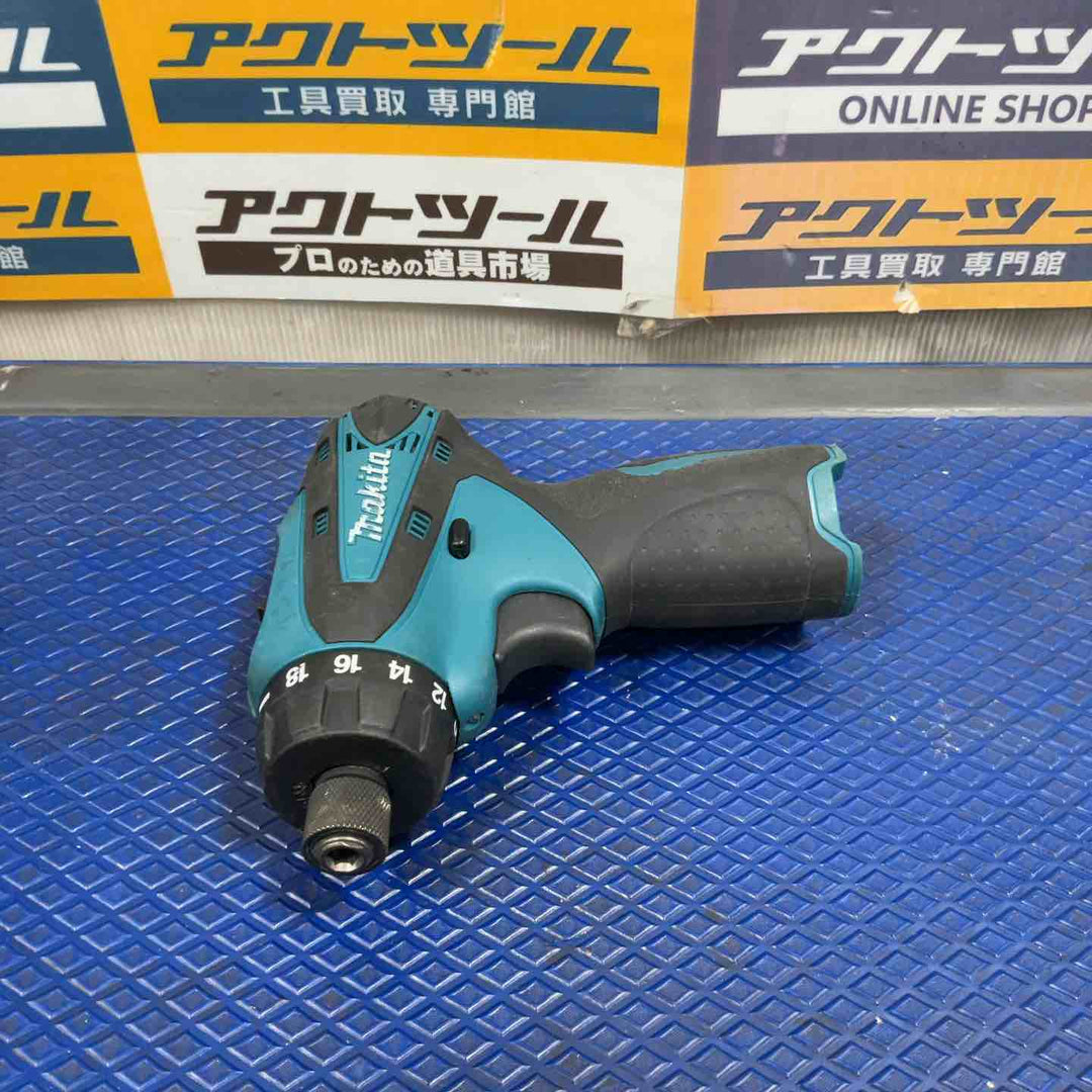 ☆マキタ(makita) コードレスドリルドライバー DF030DWX【草加店】