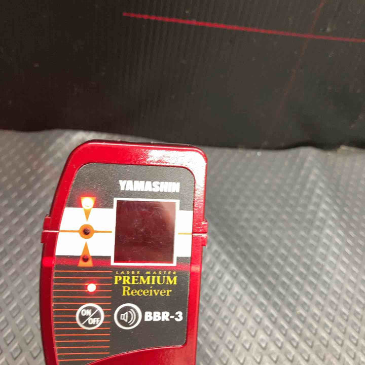 ◇山真製鋸(YAMASHIN) レーザー墨出し器 マスタープレミアム  PM-6 KiRa 受光器【鴻巣店】