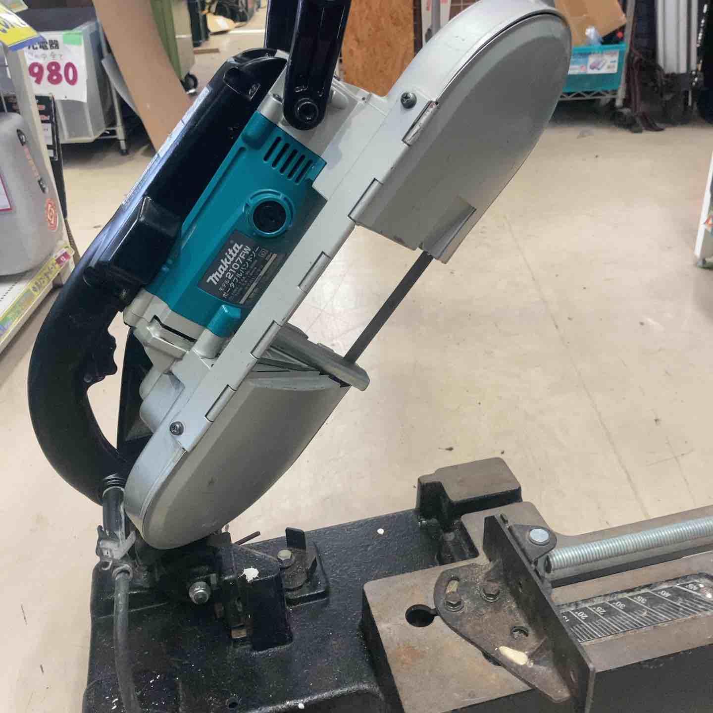 店頭受取り限定】☆マキタ(makita) ポータブルバンドソー 2107FW【町田