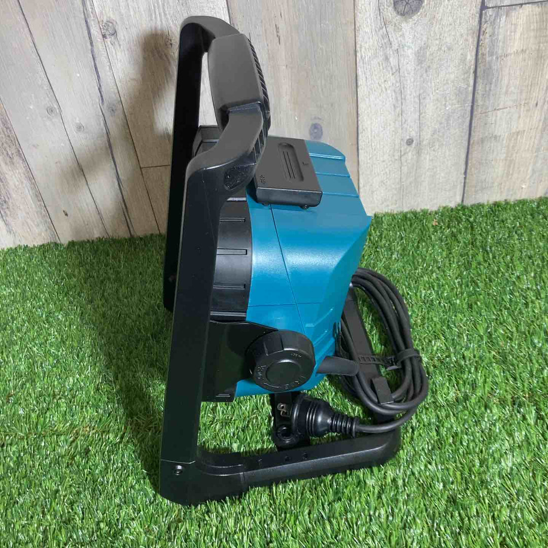★マキタ(makita) コードレスLEDスタンドライト ML805【戸田店】