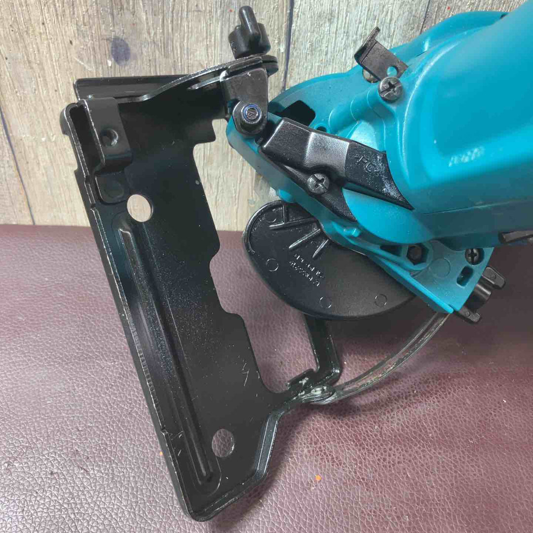 【中古品】 マキタ(makita) コードレスマルノコ HS300DZ 【東大和店】