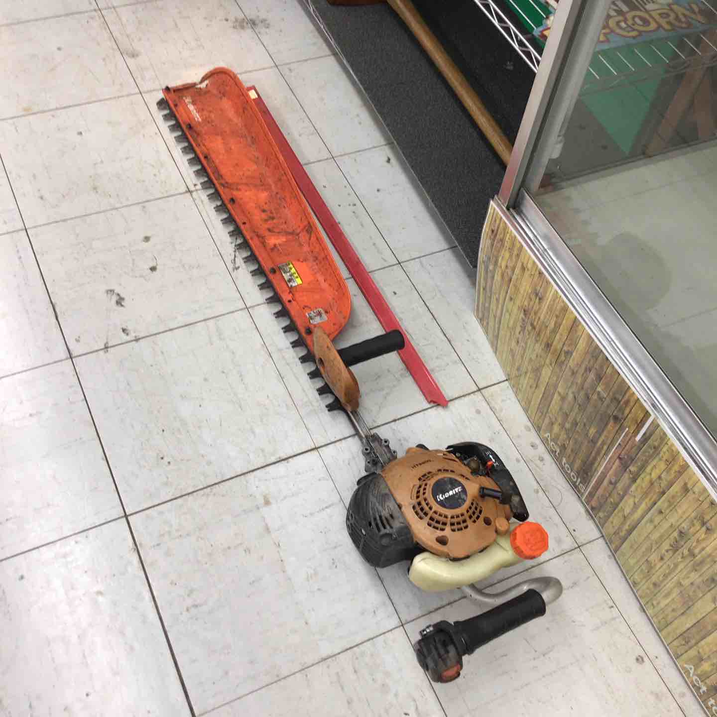 中古品 / 店頭受取り限定】 共立/KIORITZ ヘッジトリマー HT9800 中古品 / 店頭受取り限定】 共立/KIORITZ ヘッジトリマー HT9800