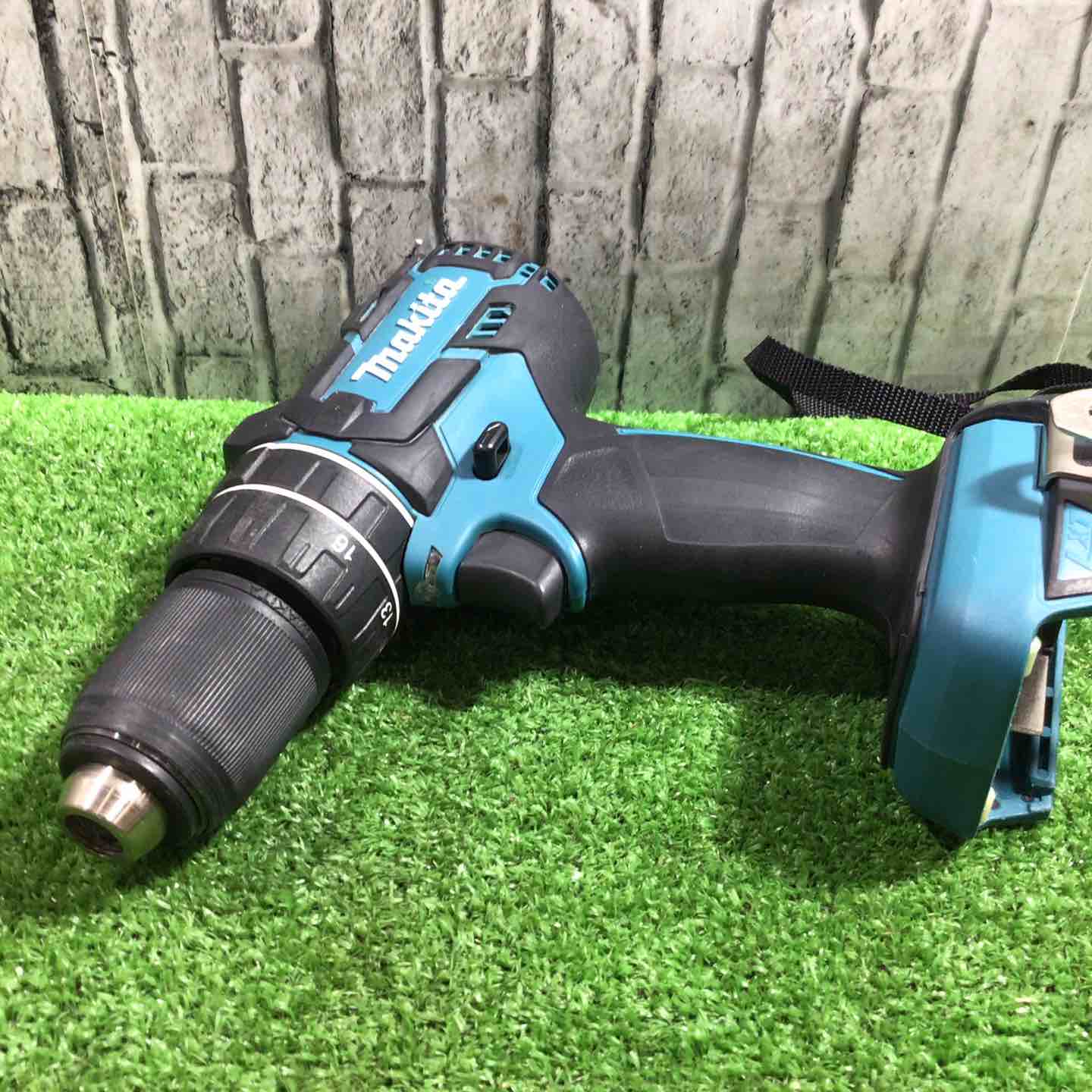 ☆マキタ(makita) コードレス振動ドリルドライバー HP480DZ【川口店