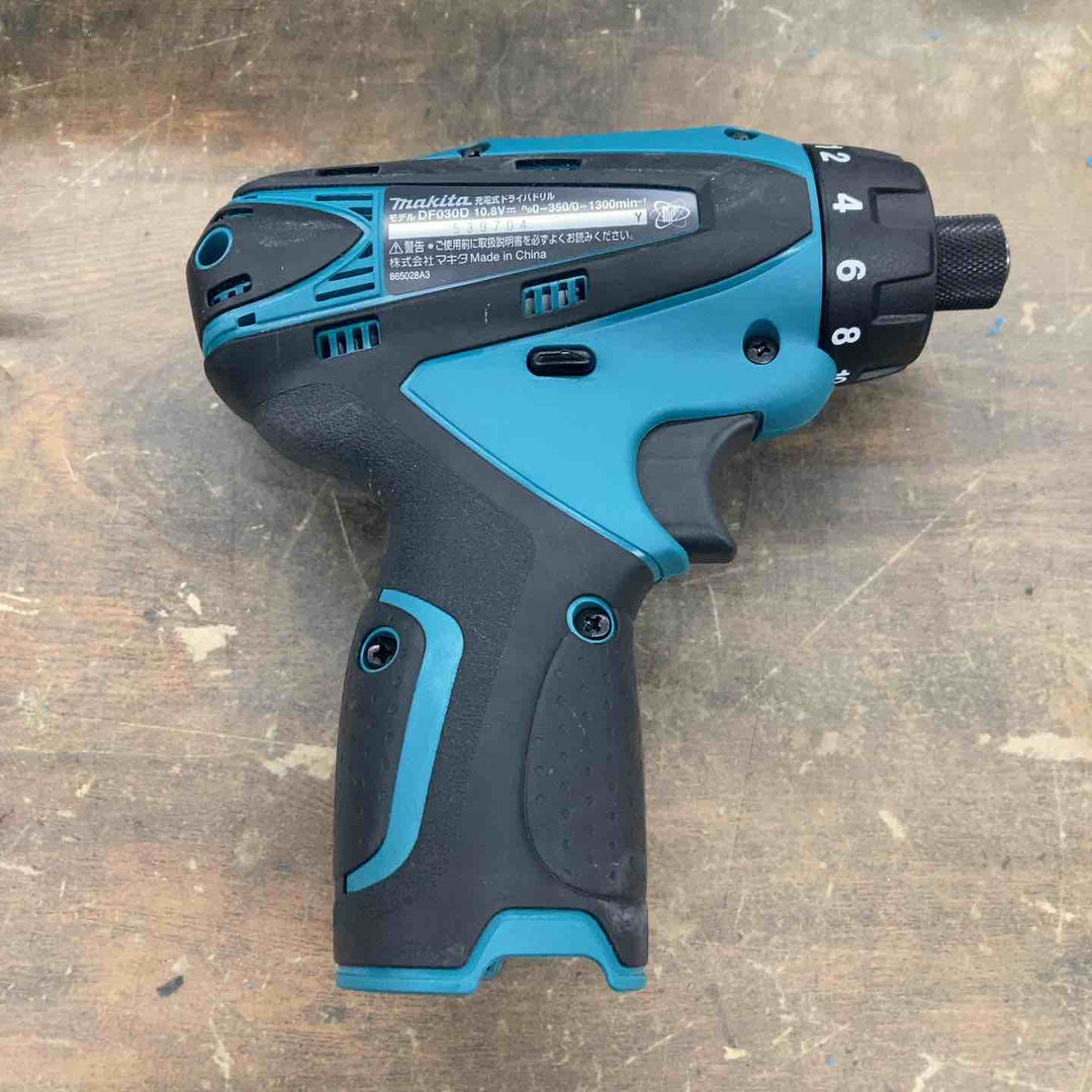 ☆マキタ(makita) コードレスドリルドライバー DF030DWX【戸田店】