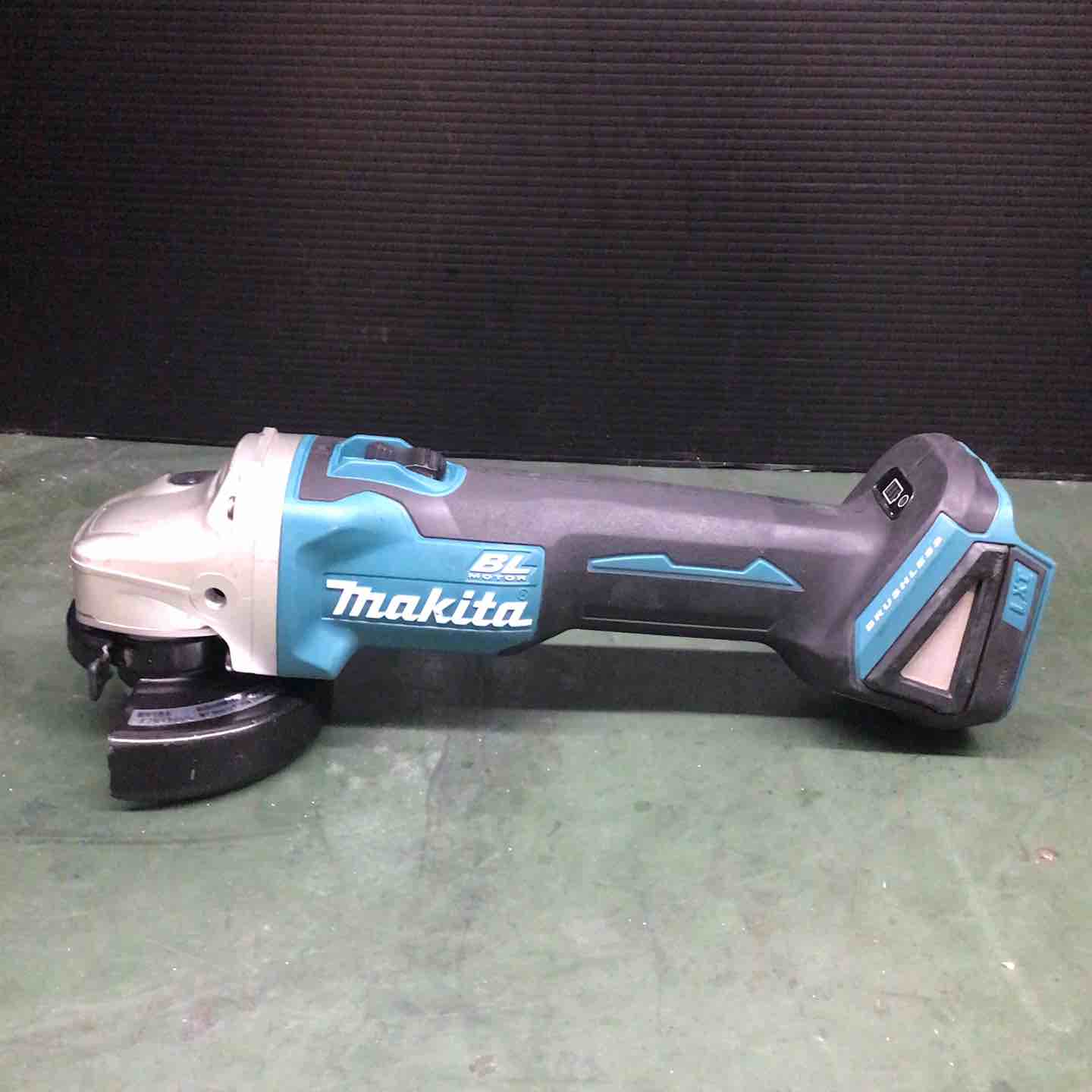 中古品】☆マキタ(makita) 100mmコードレスディスクグラインダー