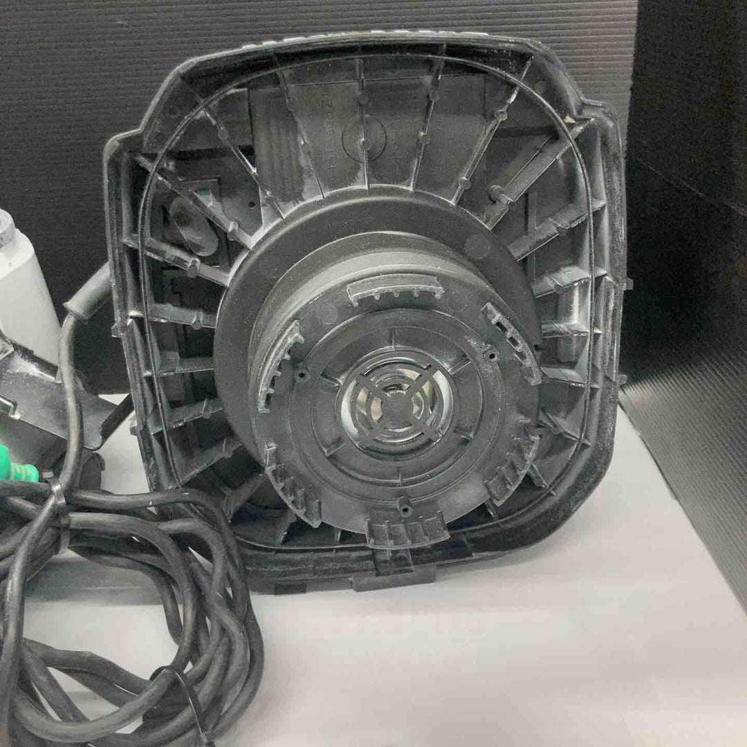 makita、型番(推定484)・シリ不明、本体＋ホース＋専用ポリ袋付き、連動〇、ホース一部破れ有(軽微)【戸田店】