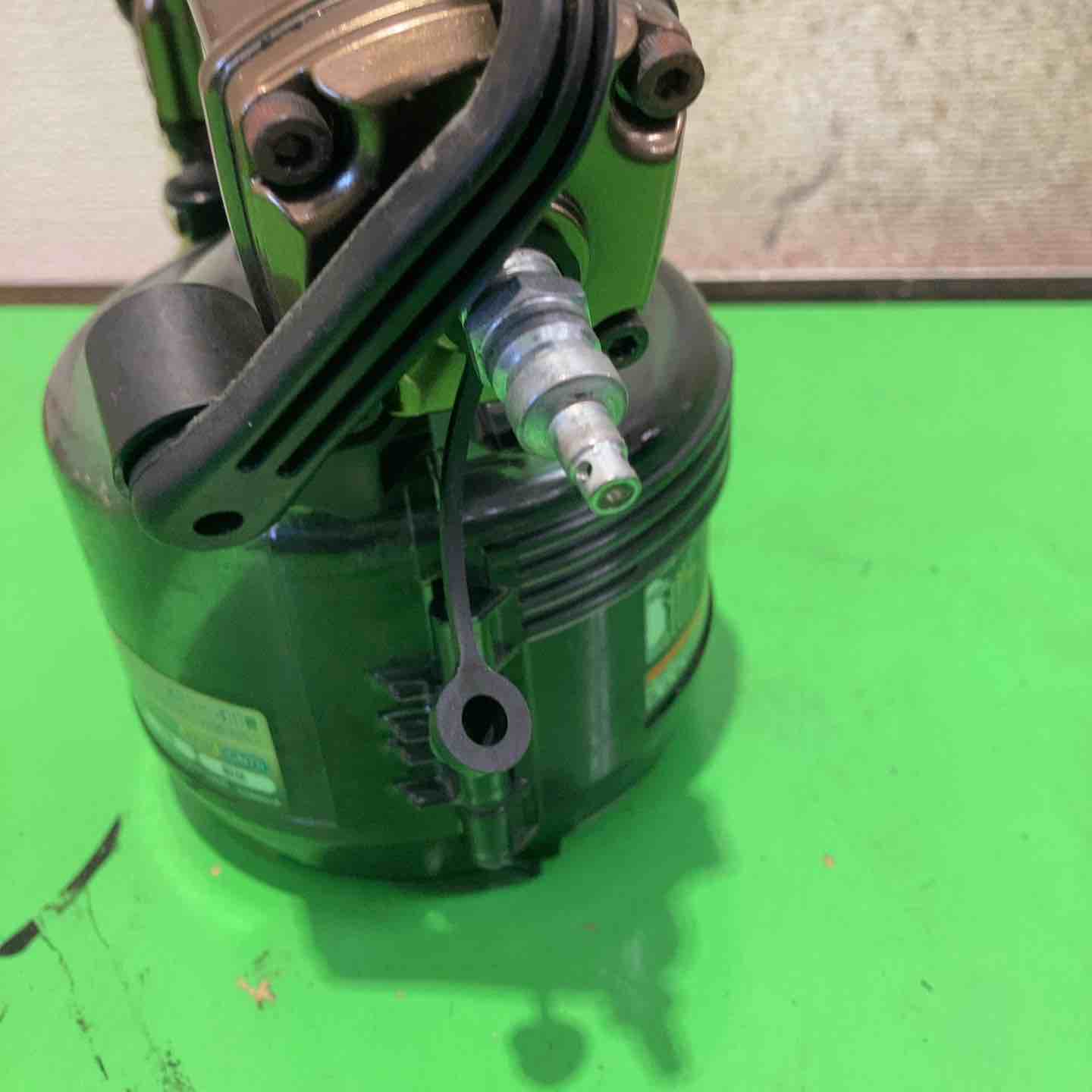 ☆ハイコーキ(HIKOKI ※旧:日立工機) 高圧エア釘打ち機 NV75HRA(N
