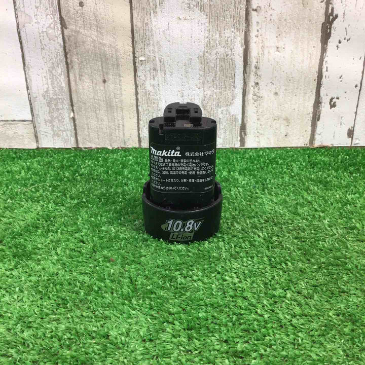 ◇マキタ 充電式LEDランタン 本体のみ 7.2V 10.8V ML102【町田店】