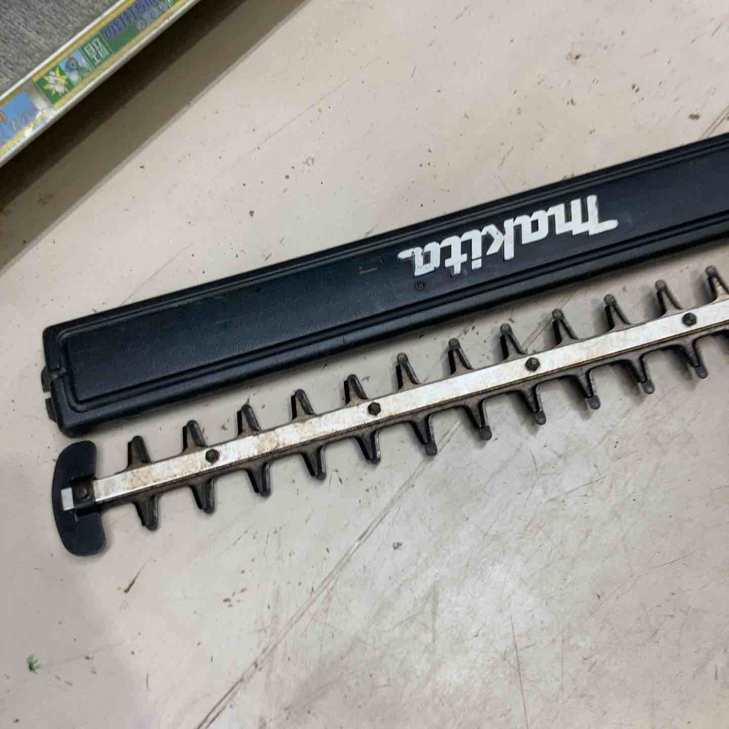 店頭受取り限定】◇マキタ(makita) コードレスヘッジトリマー MUH550DZ